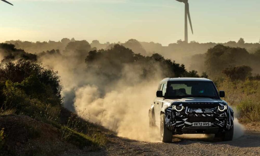 JLR confirma lançamento do Defender OCTA em julho