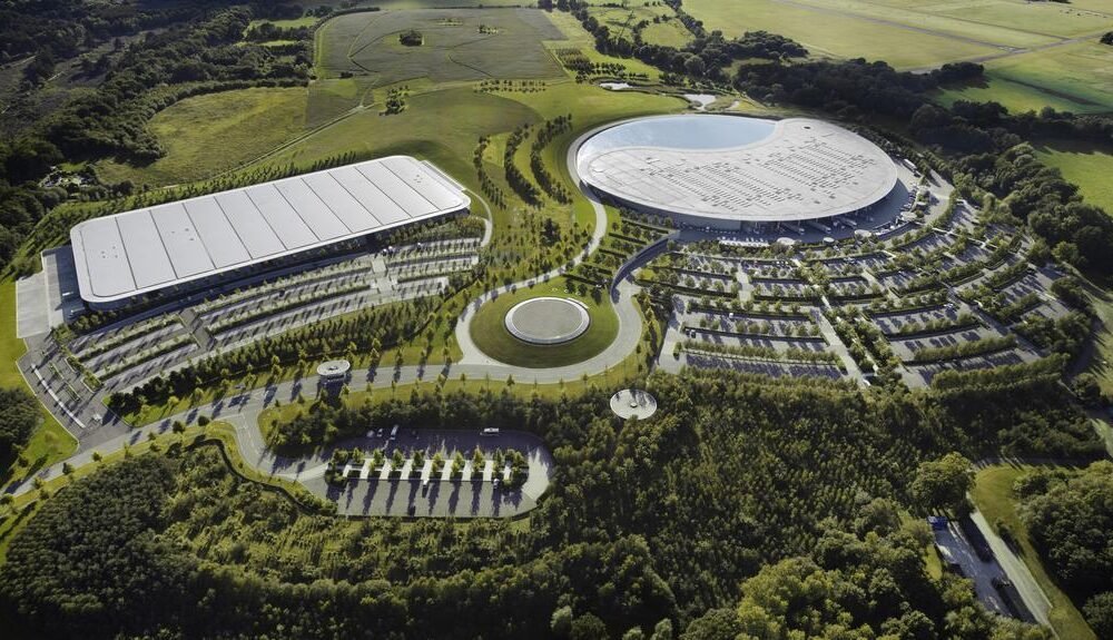 McLaren Technology Centre comemora duas décadas