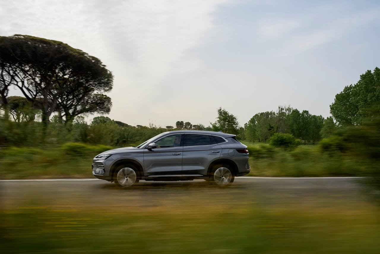 BYD revela o híbrido Seal U DM-i