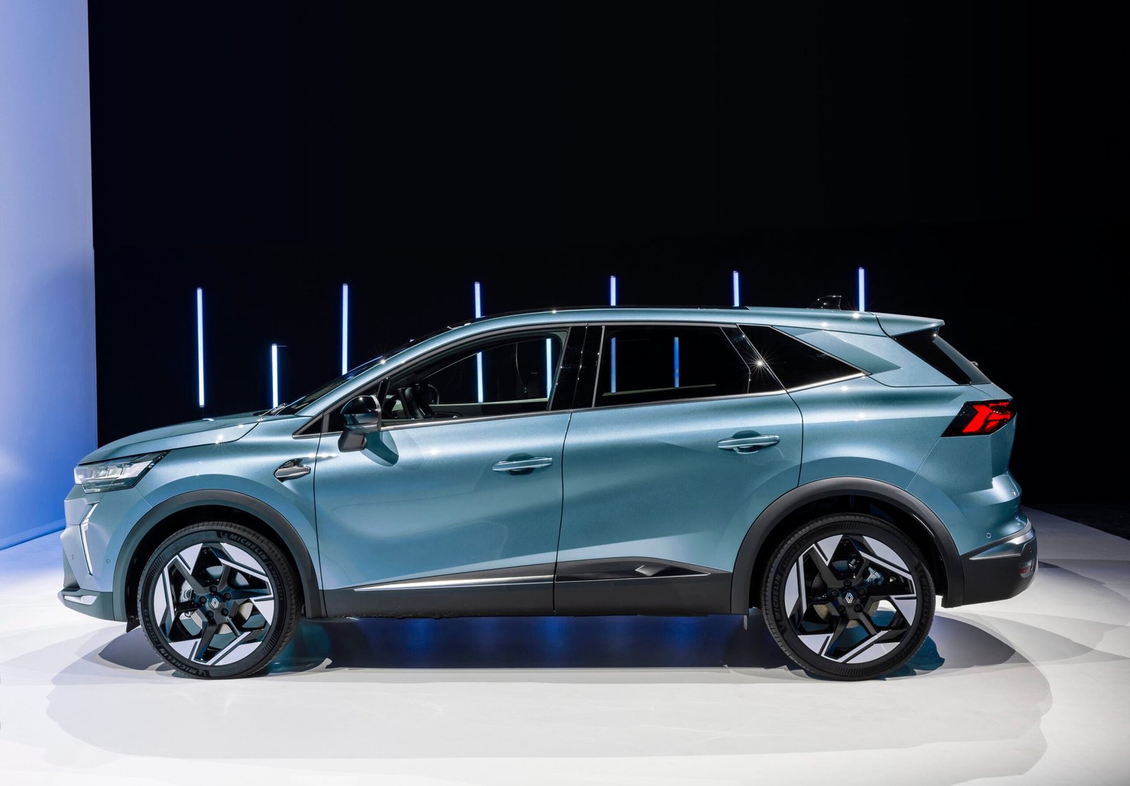 Renault inova em opção de carro familiar com o Symbioz