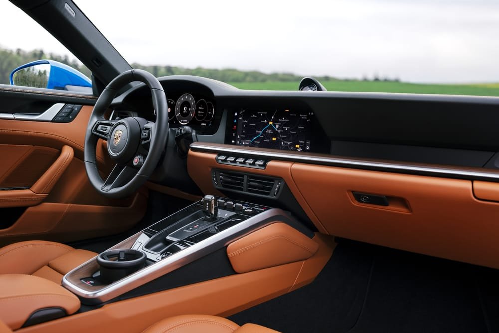 Porsche revela os novos 911 Carrera GTS e 911 Carrera