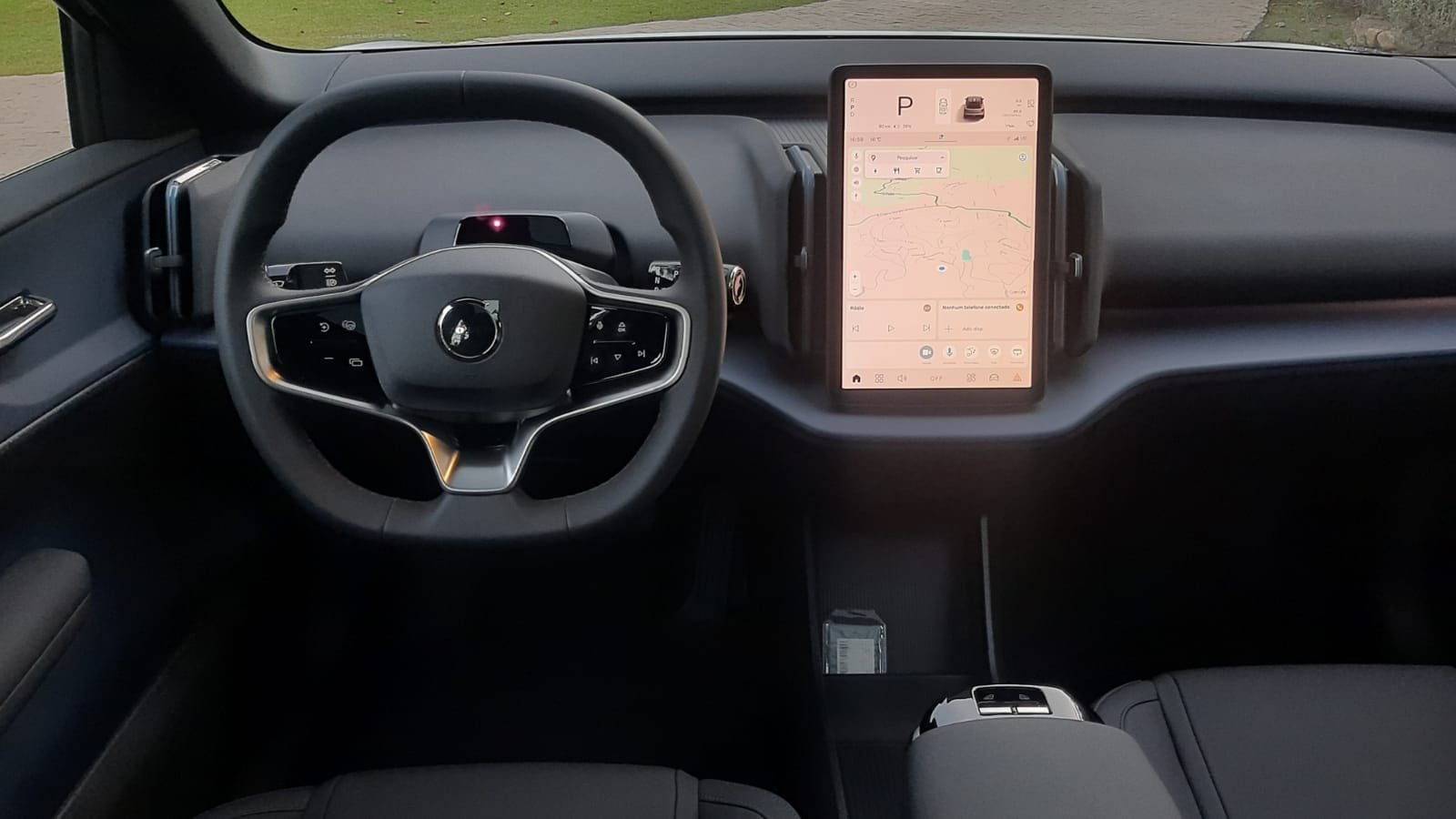 Sueco Volvo EX30 estreia no Brasil com preço de elétrico chinês