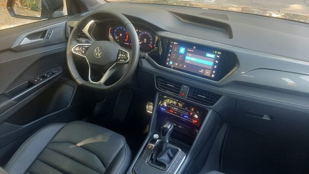 Volkswagen Taos 2024 segue como boa opção de SUV médio