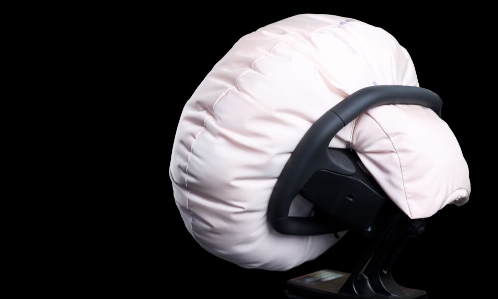 ZF LIFETEC muda posição do airbag do motorista no volante