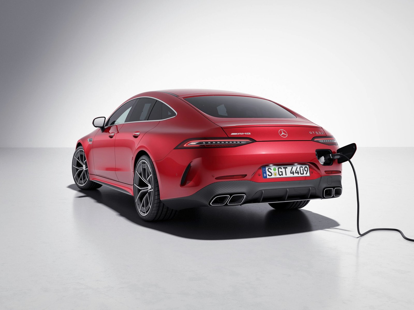 Mercedes-AMG lança o GT 63 S E PERFORMANCE no Brasil