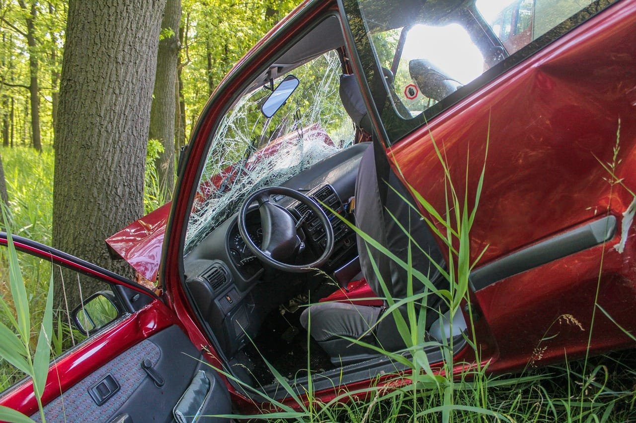 O perigo da distração ao volante em razão das novas tecnologias