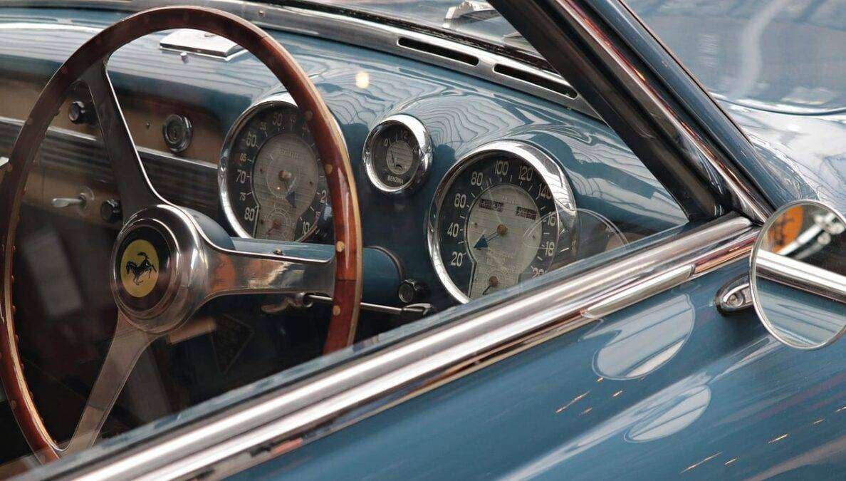 A verdade sobre a condução pela esquerda, ou mão inglesa - Pixabay A verdade sobre a condução pela esquerda, ou mão inglesa