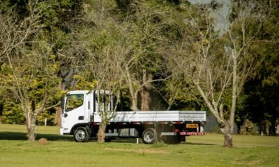 Foton lança no Brasil duas versões do caminhão Aumark S 315