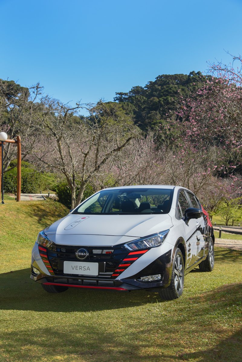 Nissan Versa SR com pintura vencedora chega em Campos do Jordão