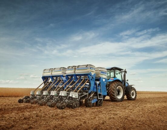 A New Holland revela a linha de plantadeiras PL4000