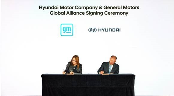 Hyundai e GM assinam memorando para energia limpa