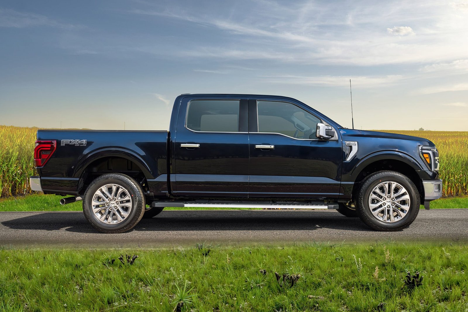 Linha Ford F-150 2024 tem preço a partir de R$ 519.990,00