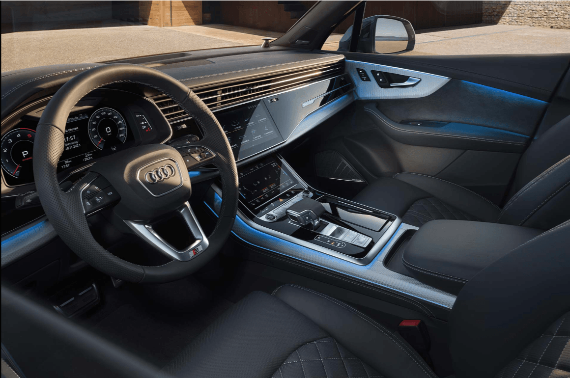 Nova geração do Audi Q7 estreia no Brasil