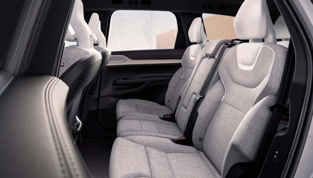 Volvo Cars faz a estreia do EX90