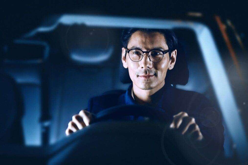 Lentes reduzem o estresse por dirigir em condições adversas - Divulgação Lentes reduzem o estresse por dirigir em condições adversas