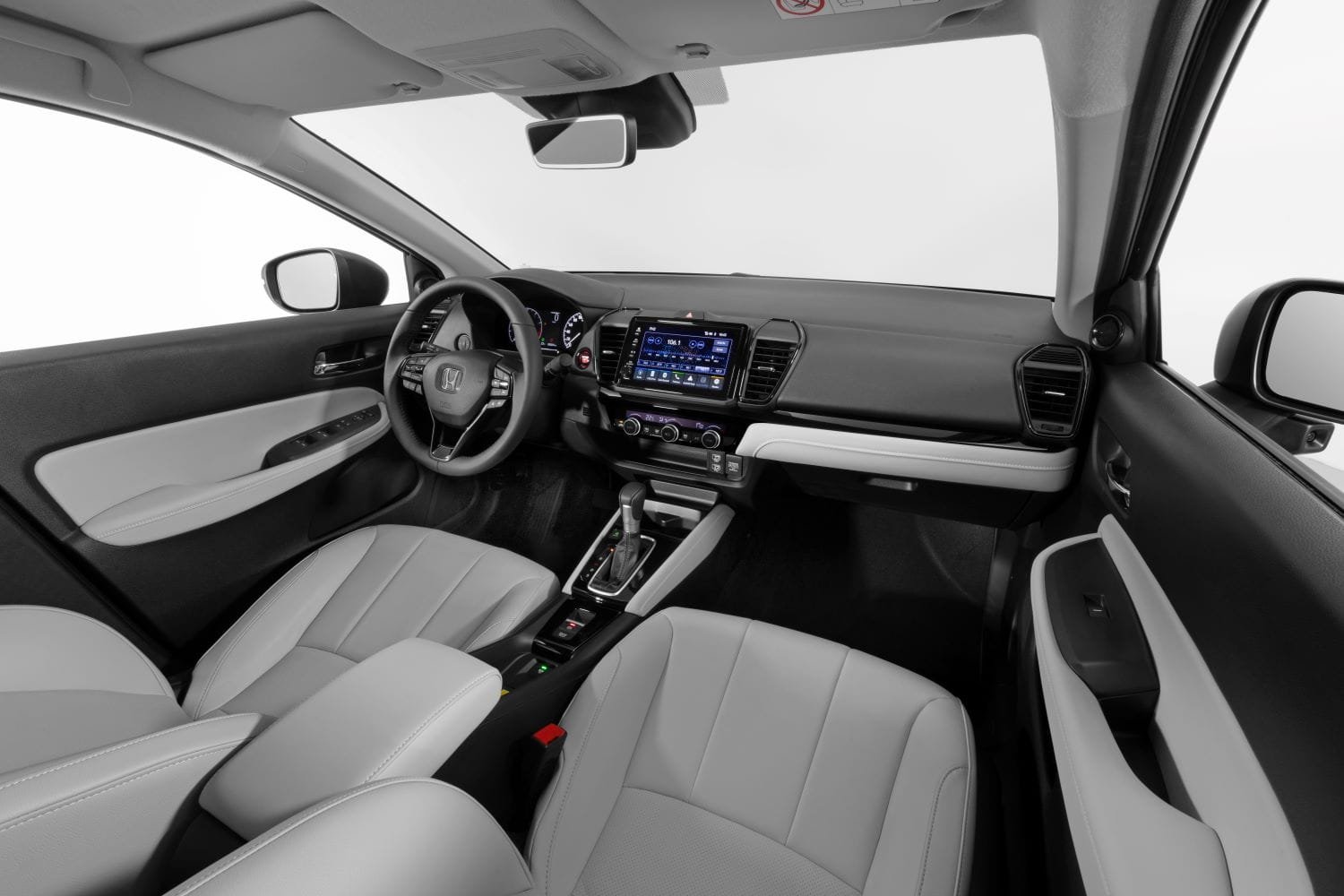 Atualizações estéticas do City Sedã visam diferenciar ainda mais de sua versão hatchback
