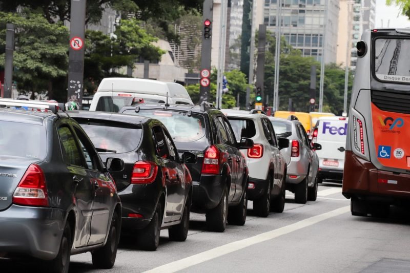 Coluna Fernando Calmon Novembro foi melhor mês do ano em vendas por dia