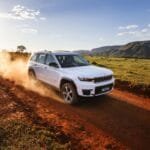 Jeep atualiza Grand Cherokee 4xe com novas tecnologias