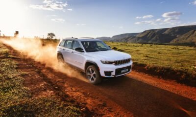 Jeep atualiza Grand Cherokee 4xe com novas tecnologias