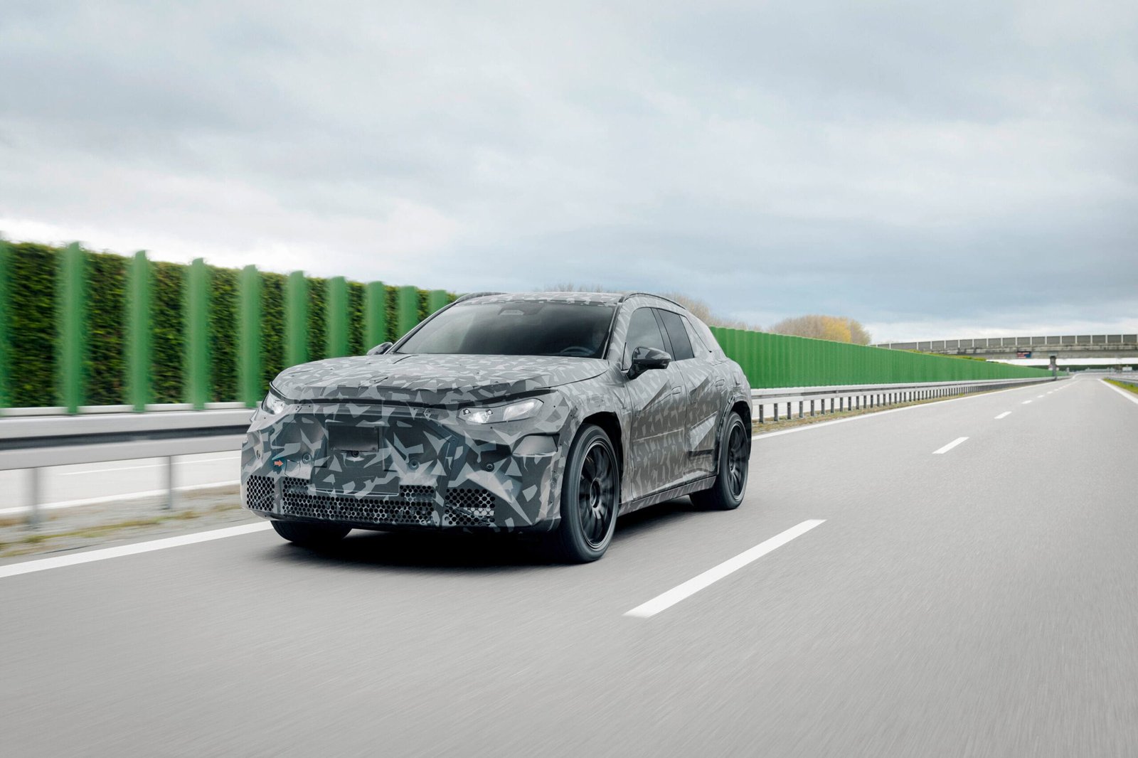 Mercedes-AMG inicia testes com protótipos elétricos de alta performance