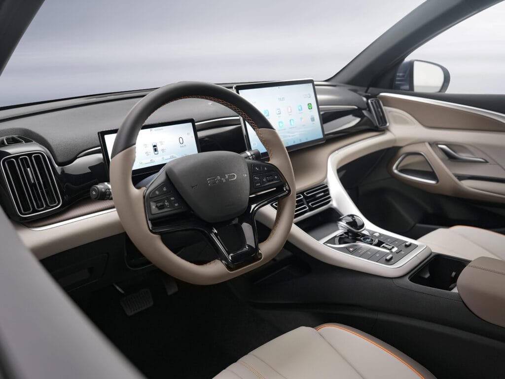 Song Pro DM-i destaca a tecnologia híbrida avançada da BYD