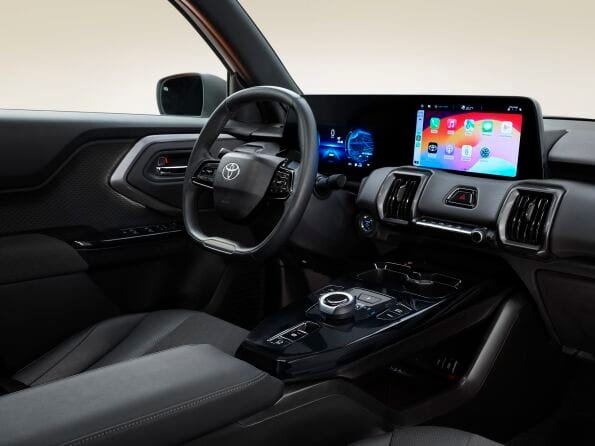 Toyota apresenta o SUV elétrico Urban Cruiser