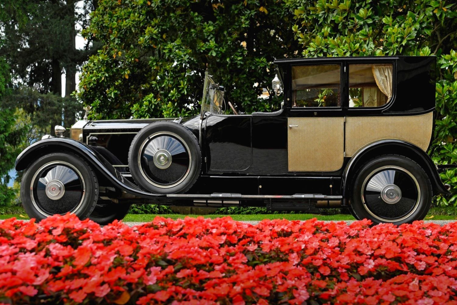 Centenário do Phantom celebra a história da Rolls-Royce