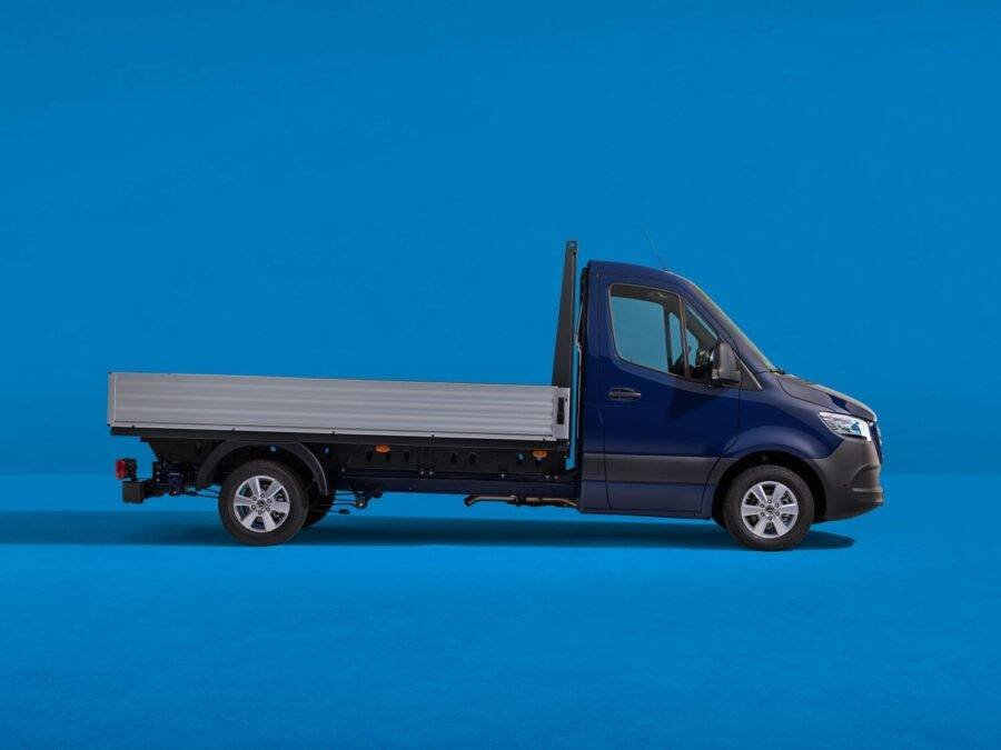 Mercedes-Benz celebra três décadas de inovação com a linha Sprinter - Divulgação (1) Mercedes-Benz celebra três décadas de inovação com a linha Sprinter