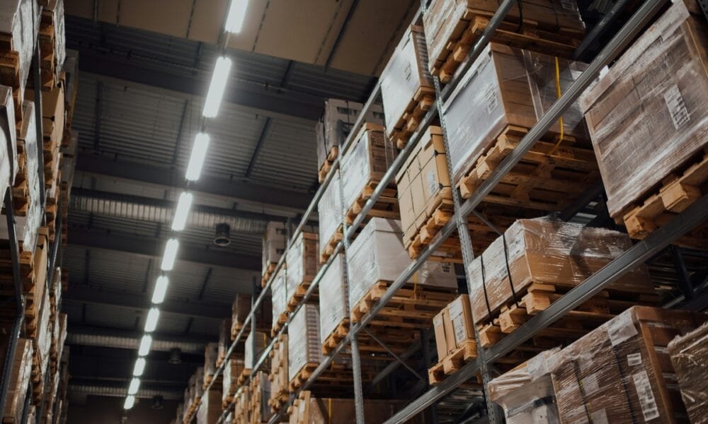 Expansão do e-commerce impulsiona self storage e galpões