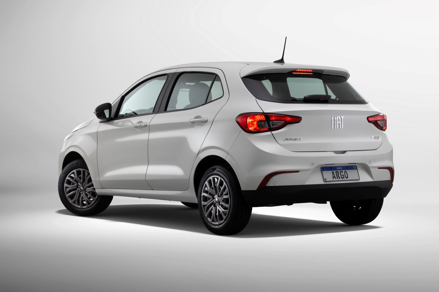 Fiat Argo 2026 atualizações para segurança e conforto