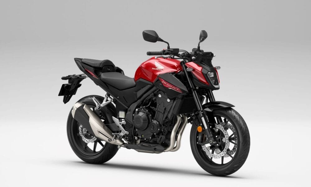 Honda anuncia o retorno da CB 500 Hornet ao mercado brasileiro