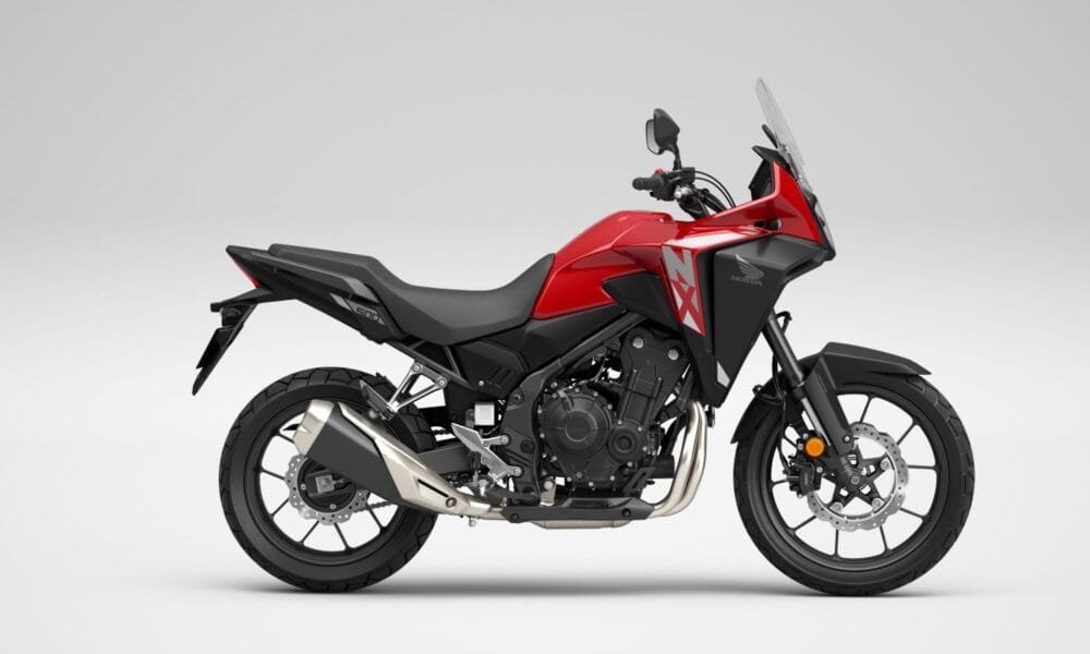 Honda apresenta NX 500 como nova opção crossover no Brasil