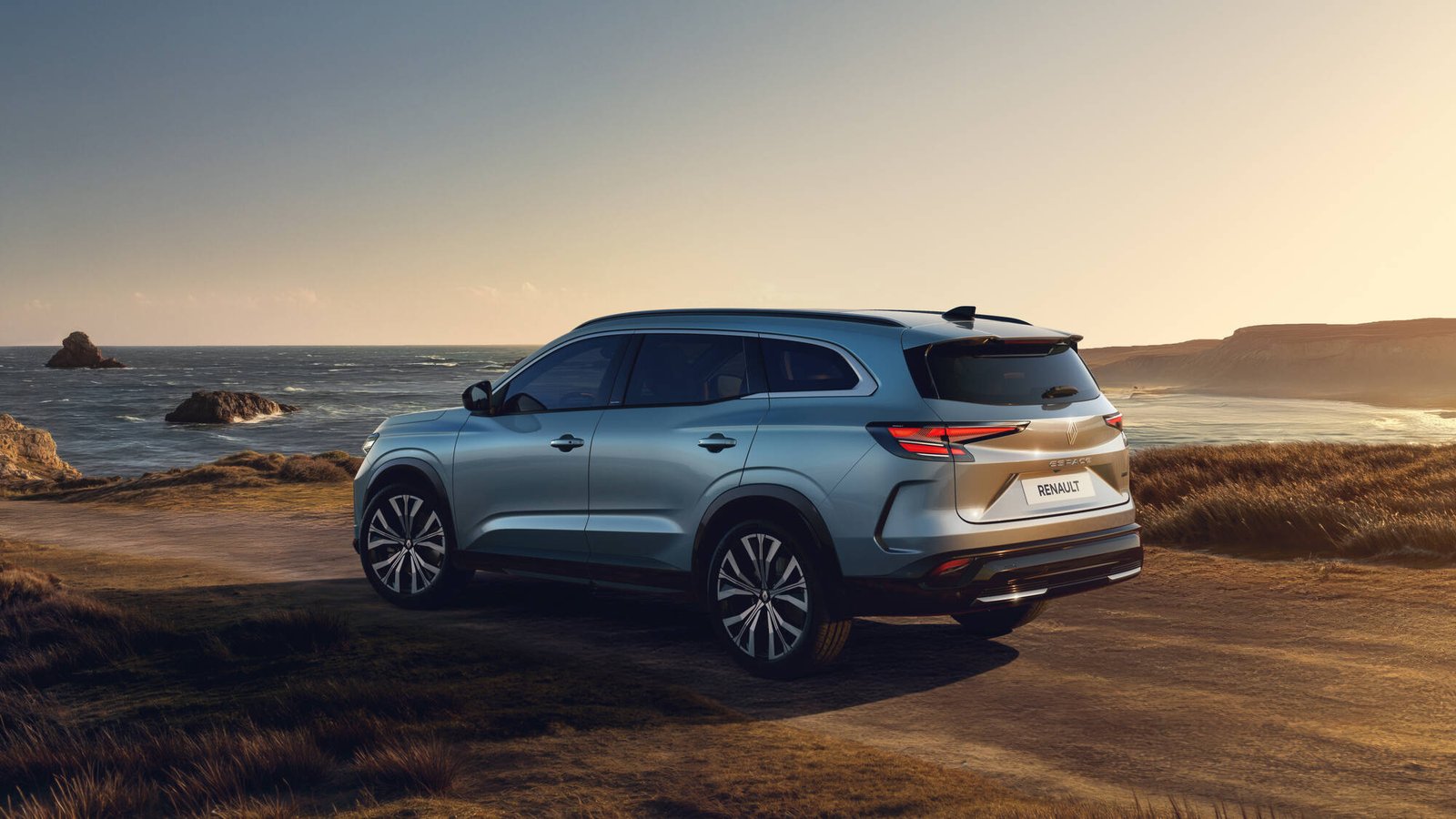 Renault Espace chega com nova identidade e tecnologia aprimorada