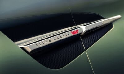 Aston Martin antecipa lançamento do Vanquish Volante