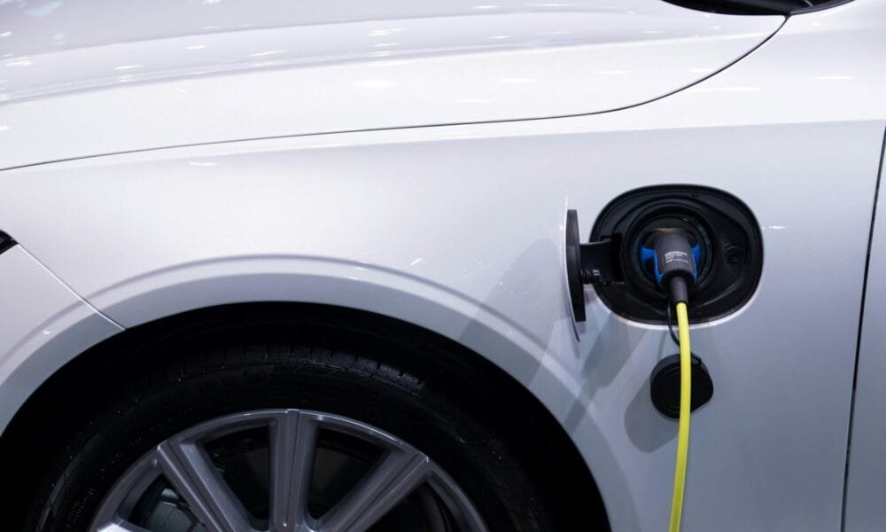 Brasil lidera corrida elétrica na América Latina