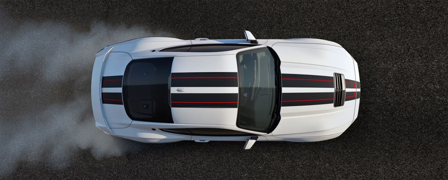 Ford divulga imagem do Mustang GT com câmbio manual