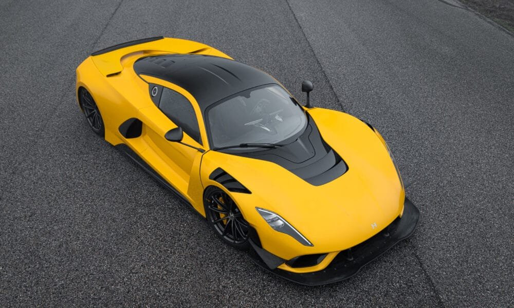 Hennessey Venom F5 Evolution supera barreiras e reacende paixões pelo automobilismo
