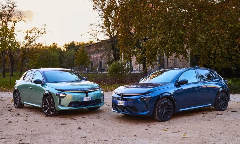Lancia Ypsilon ganha atualizações nas versões Electric e Hybrid