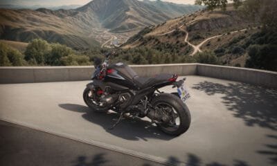 BMW Motorrad apresenta a nova geração da R 1300 R com mais potência e tecnologia