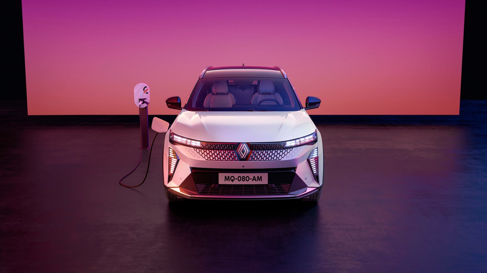 Renault Scenic E-Tech elétrico é lançado na Europa