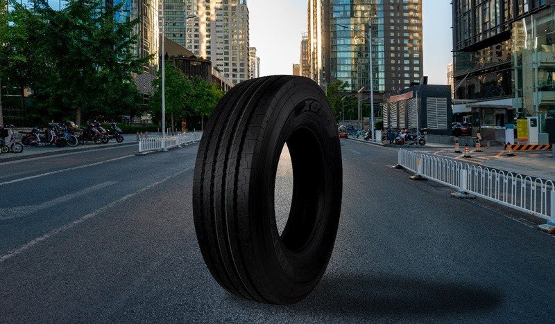 XBRI apresenta pneu urbano com alta tecnologia para veículos pesados
