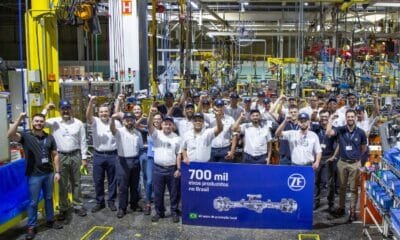 ZF atinge produção de 700 mil eixos no Brasil e fortalece liderança no mercado