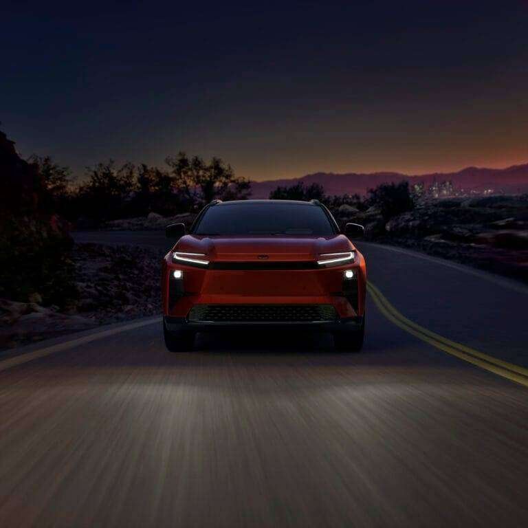 Toyota C-HR elétrico chega em 2026