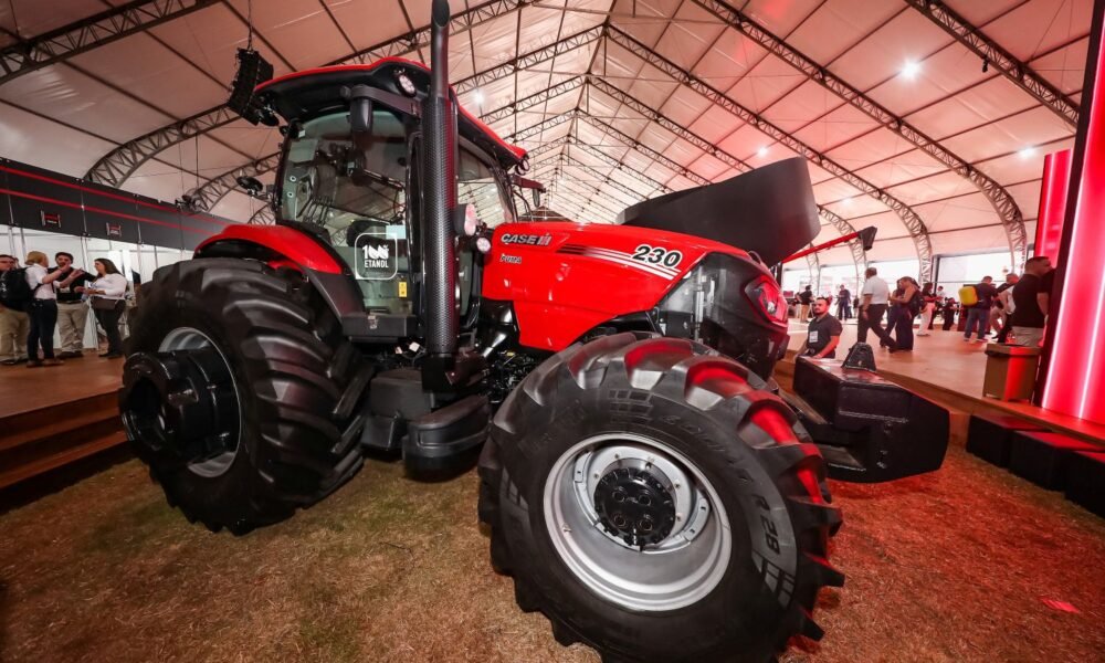 FPT Industrial e Case IH lançam motor a etanol para tratores