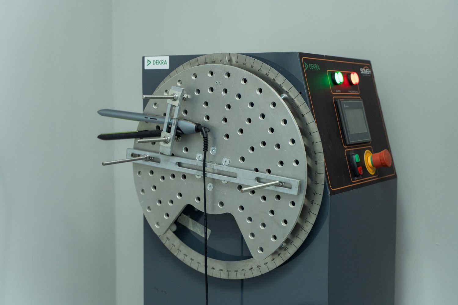 Dekra inaugura laboratório de testes e fortalece atuação no Brasil