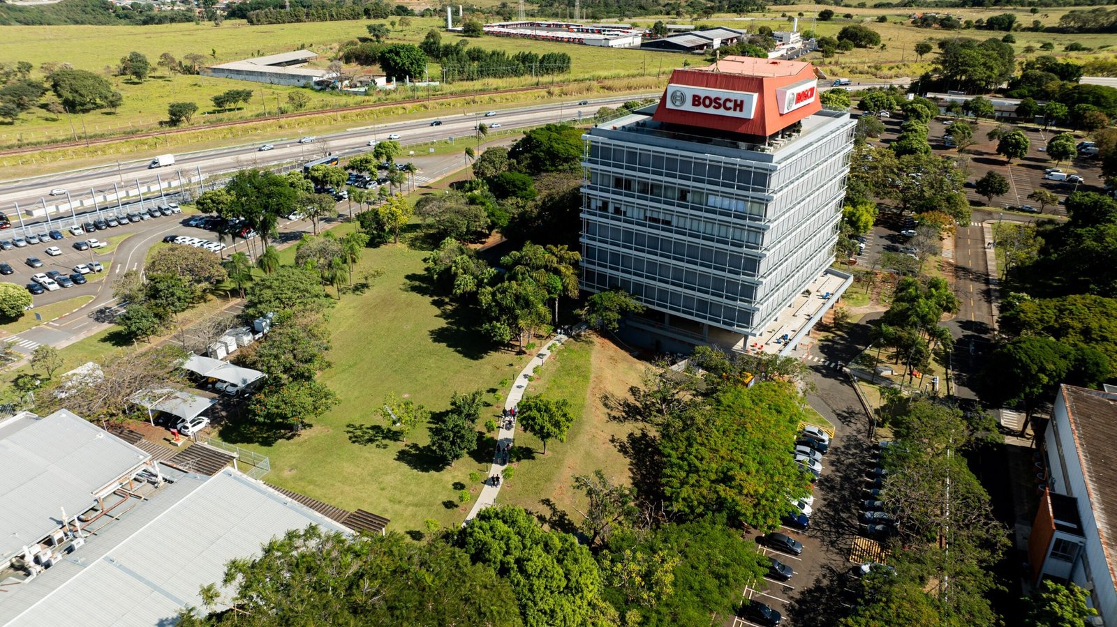 Bosch amplia produção no Brasil com foco em agronegócio, mobilidade e formação técnica
