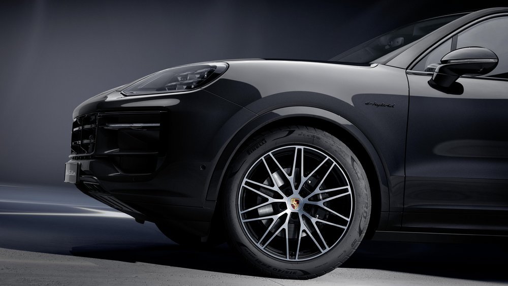 Porsche Cayenne Black Edition chega com preço e visual impactantes