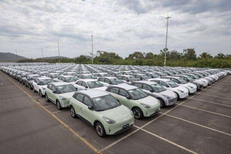 Modelo elétrico mais vendido da China chega ao Brasil com foco em eficiência e tecnologia