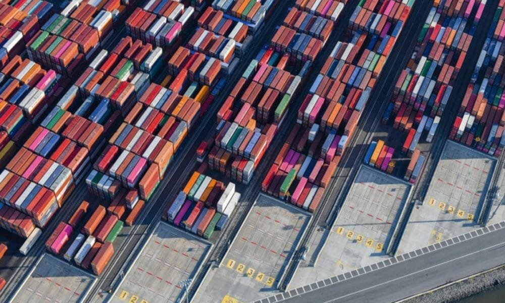 PLEX Logistics fecha parceria para expansão ao mercado dos EUA