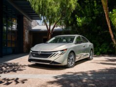 Nissan apresenta o novo Sentra 2026 com design e conectividade atualizados